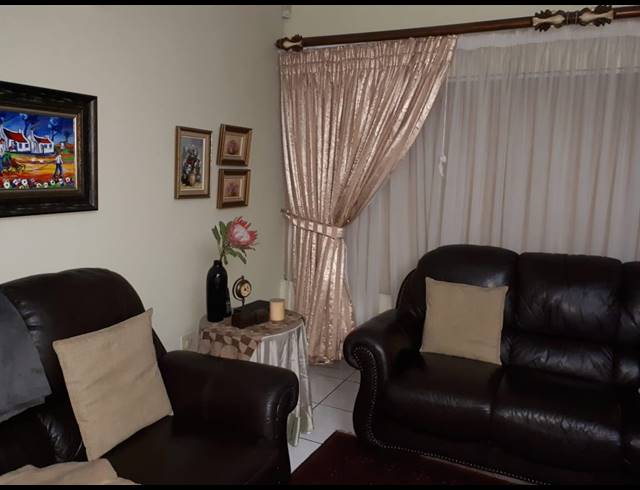 4 BEDROOM HOUSE SOLD IN MAGALIESKRUIN